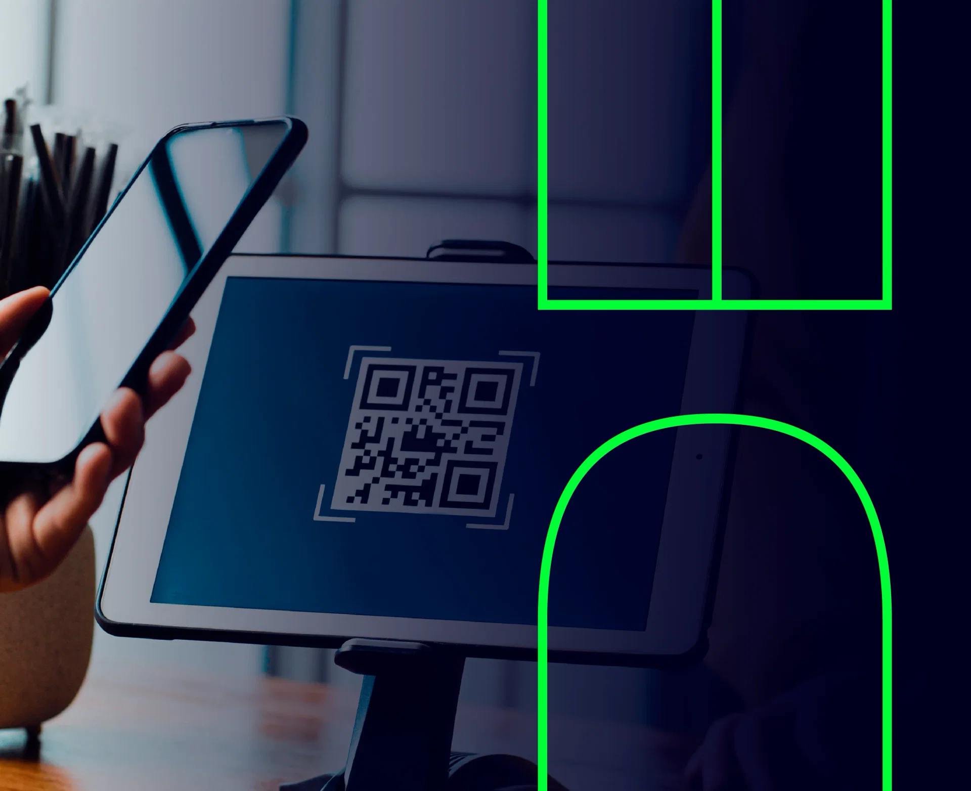 Pix Parcelado - foto de uma pessoa fazendo um pagamento por QR Code